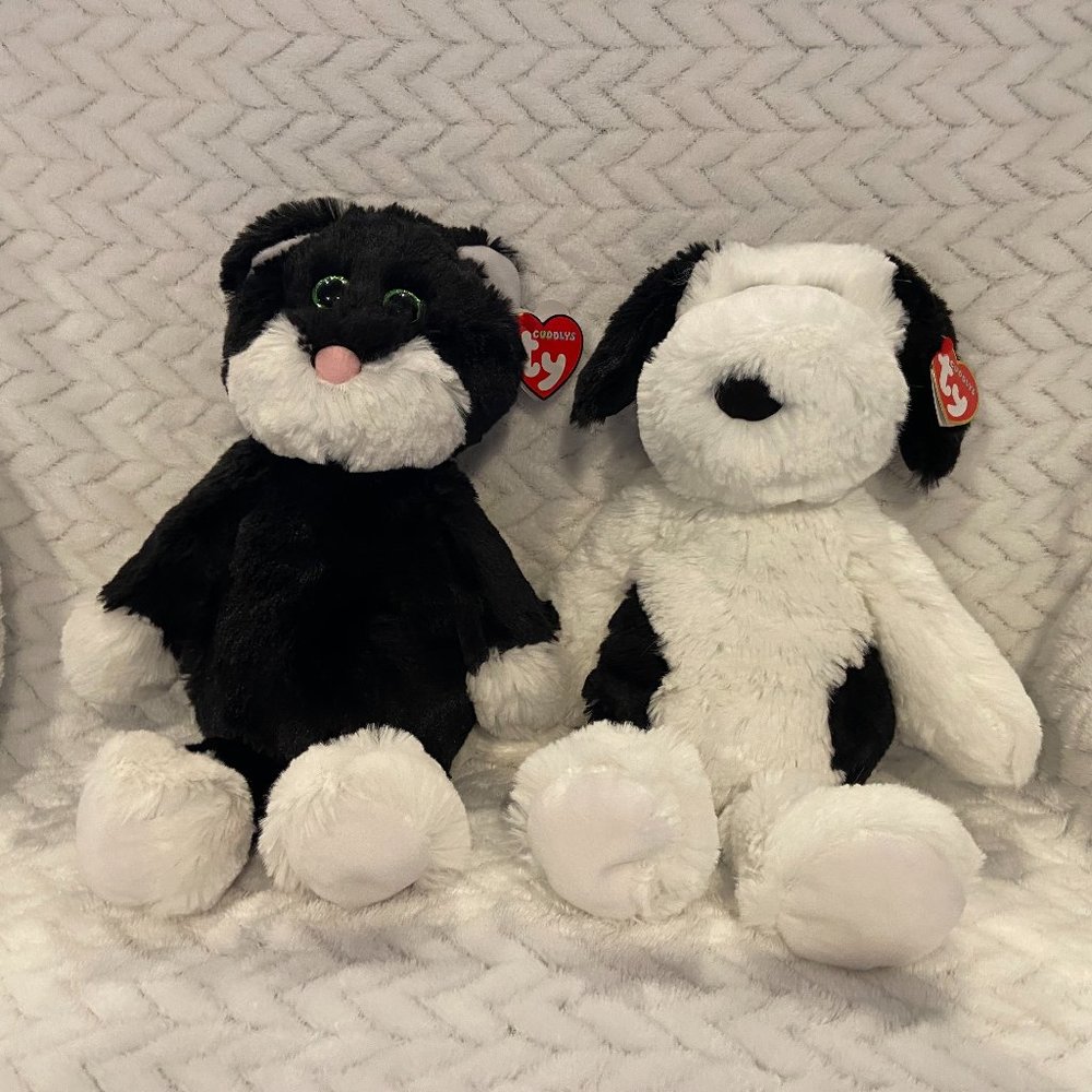 Ty Attic Treasures Muggy White Black Puppy Dog Plush Stuffed Animal